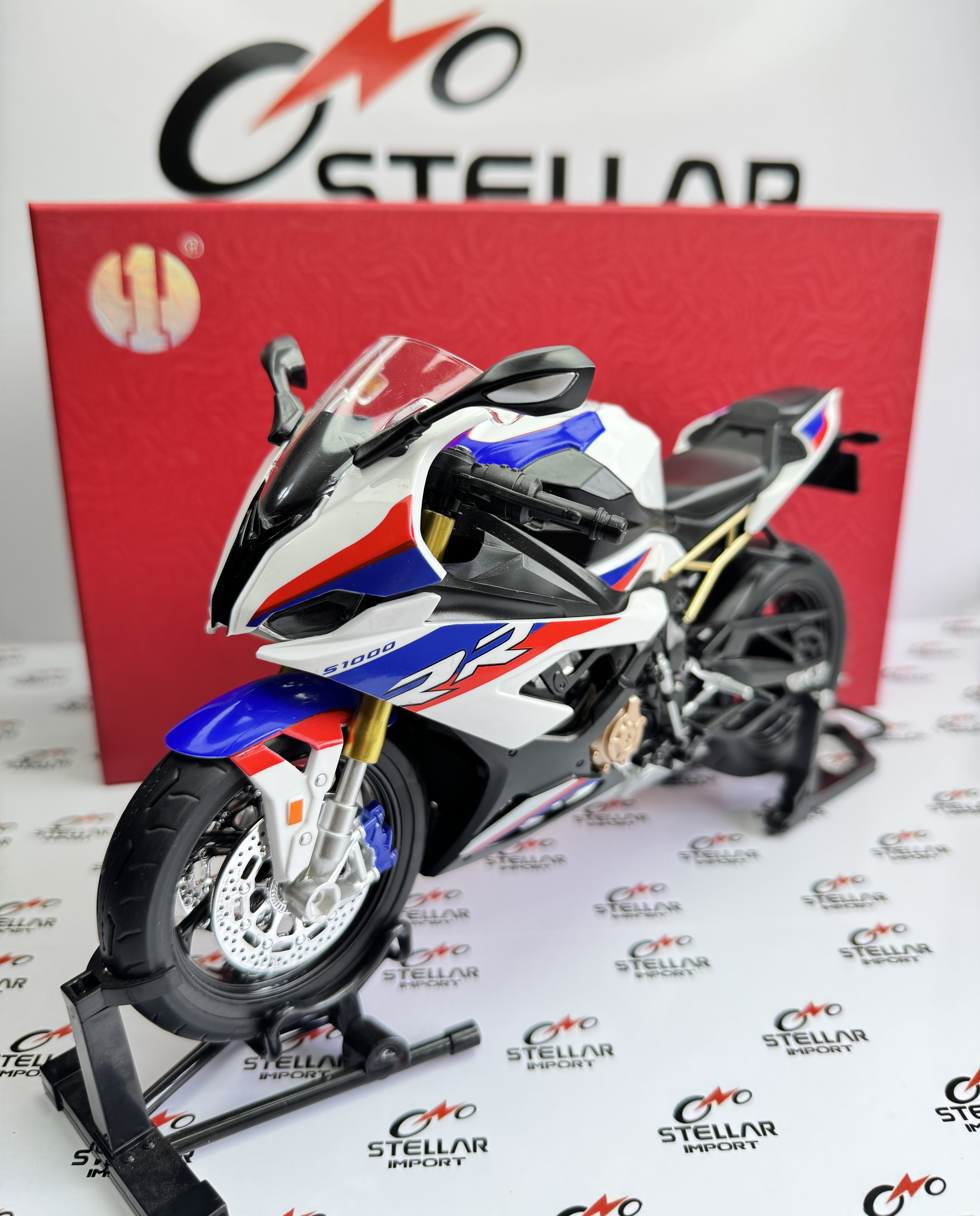 BMW S1000RR Funciones Realistas Expulsión de Humo