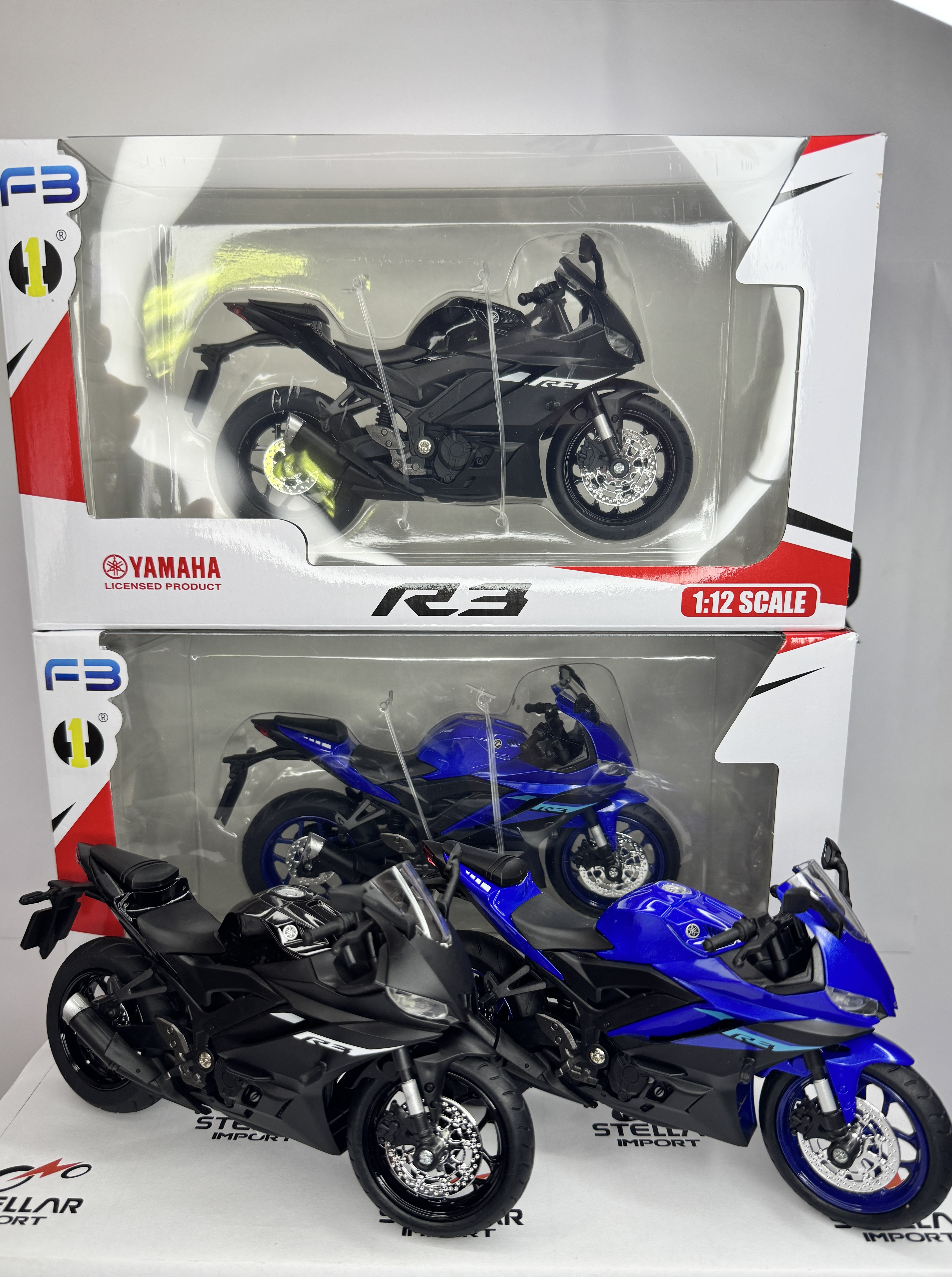 Yamaha YZF R3 Luz y Sonido